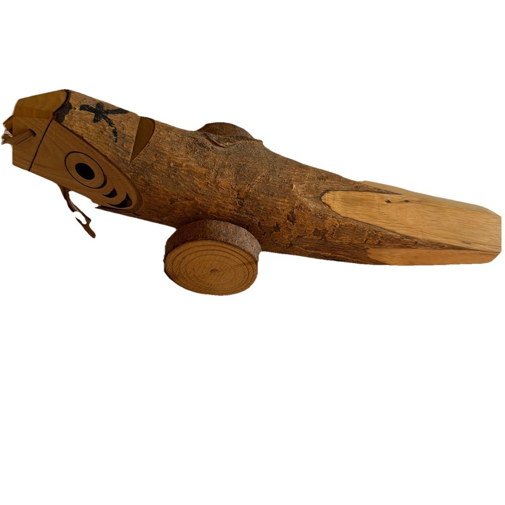 Japanese Handmade Wooden Pull String Fish Folk Art Toy 9 1/2 in vintage signed